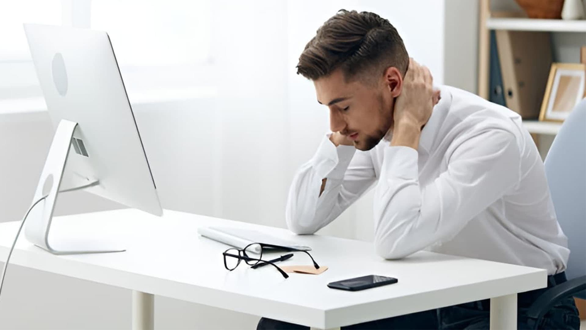 POUR LES TRAVAILLEURS DE BUREAU